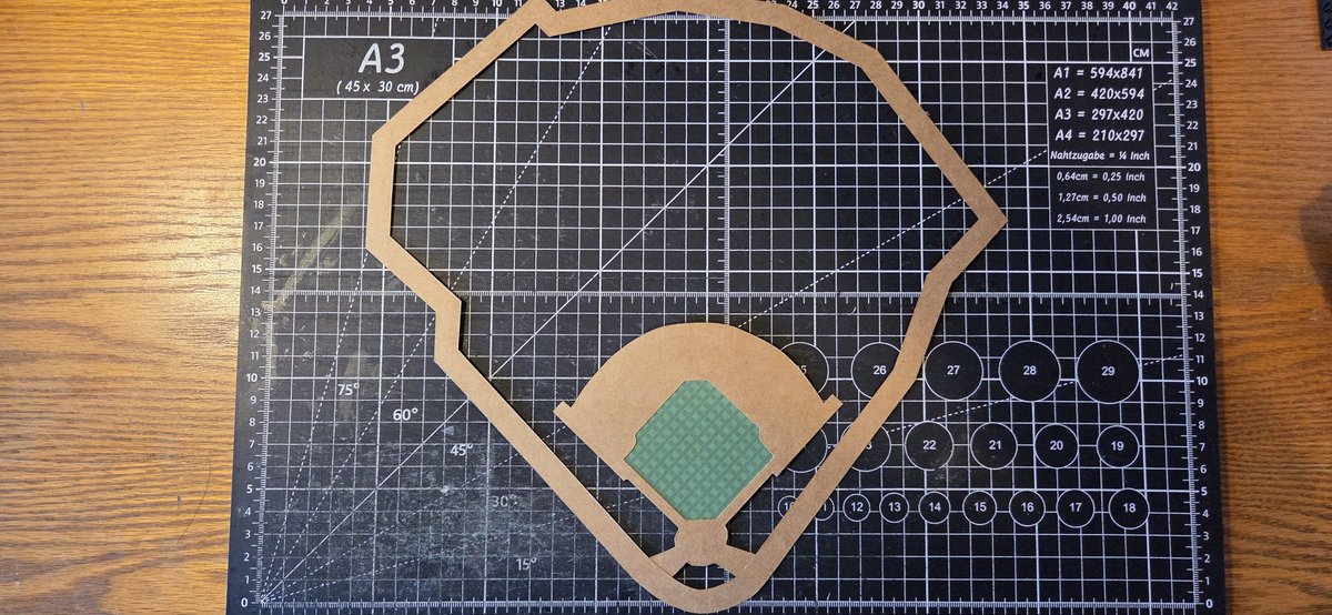 I keep having to start over on paper PNC. This is the 3rd field I have made so far. Water or food got on one of them,  then I didn't like how the next one turned out so I hope this one turns out OK.