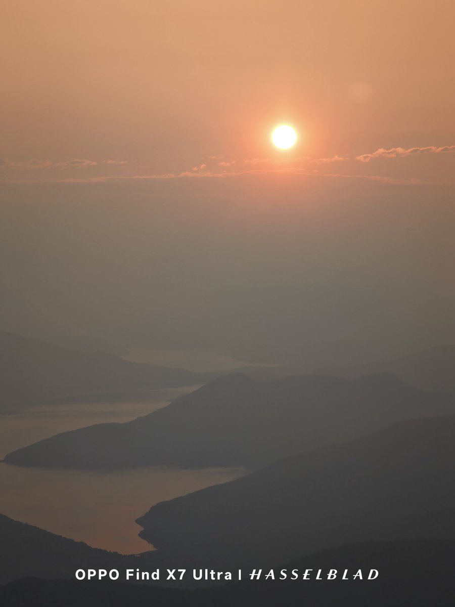 爬山看日出