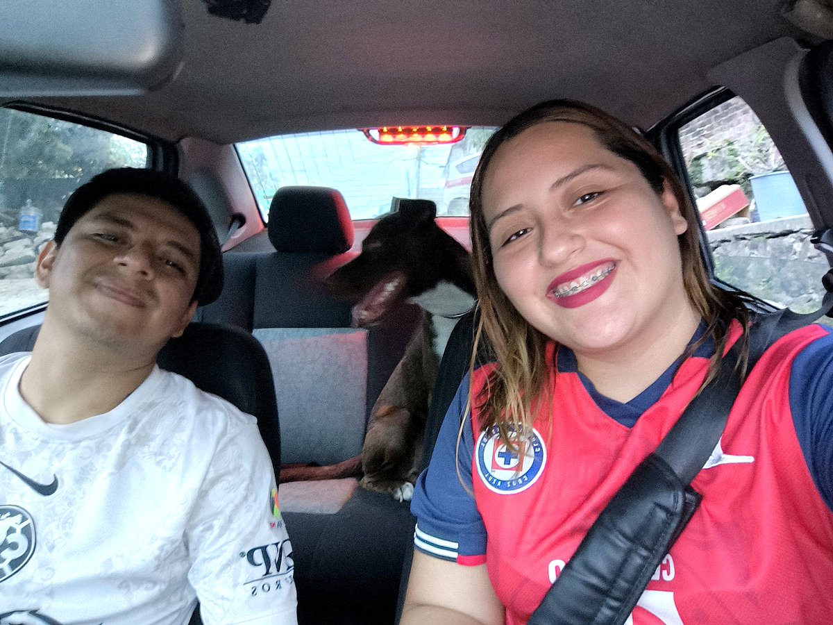 KarlaLanderos11's tweet photo. #NuestraLiguilla #CruzAzul #Celeste #CruzAzulvsAmerica #America #semifinalvuelta https://t.co/PN3HlGtMoN