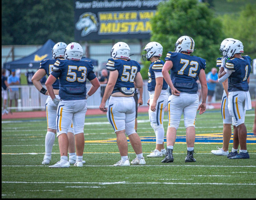 BarrettBur18383's tweet photo. This group has so much to prove this year . Keep sleeping on us ! #proveit #shockeveryone https://t.co/LD3JGqT8mb