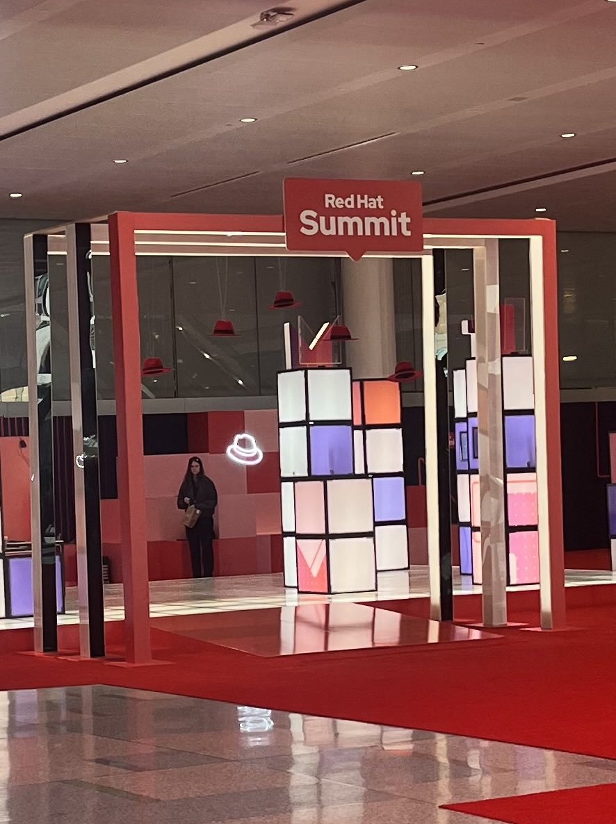 smschoeffler's tweet photo. See you there this week! #RHsummit https://t.co/6n6Oq5stXS