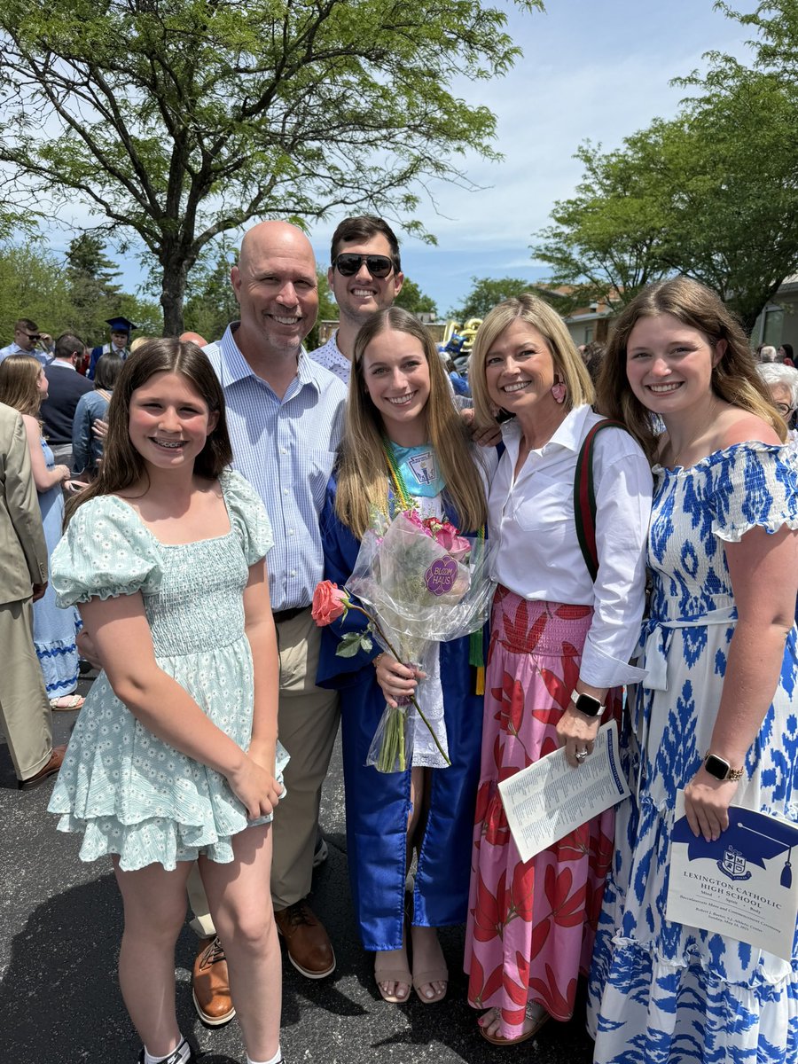 Emily Hammond (@emilyhammondky) on Twitter photo Such a beautiful day ☀️ for @abbyhammond23 to graduate from <a href="/LexCatholic_HS/">Lexington Catholic</a> - so excited for her next chapter at the University of Kentucky 😻🥎💙 Such a beautiful day ☀️ for @abbyhammond23 to graduate from <a href="/LexCatholic_HS/">Lexington Catholic</a> - so excited for her next chapter at the University of Kentucky 😻🥎💙