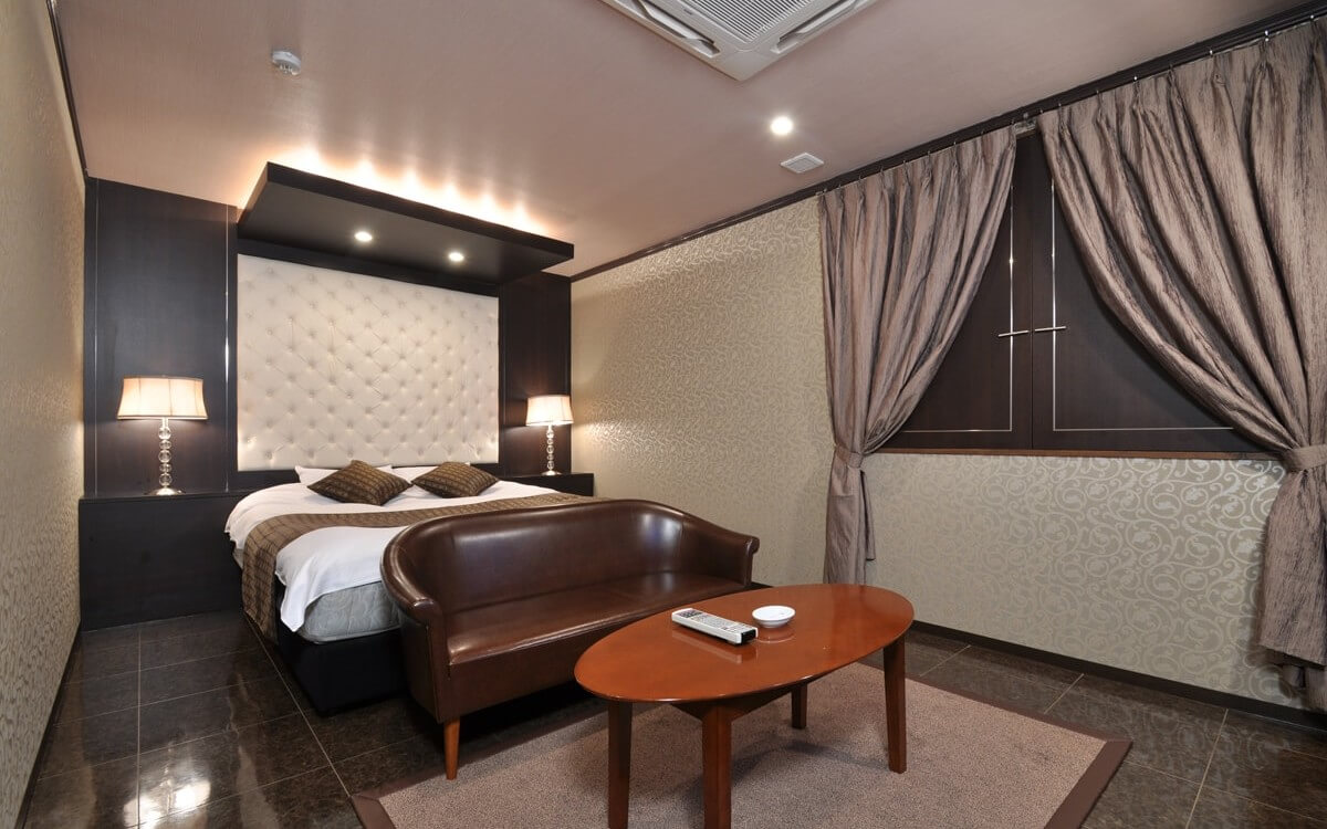hotels_reserve's tweet photo. ◆デザインホテル マホーラ門真
#大阪府/#門真 ・守口・摂津

事前予約で屋上にある露天ジャグジースパ＆岩盤浴を
貸切利用できちゃう🤗🤗

宿泊プランには選べる無料モーニング+無料フードをサービス！！

ご予約/ホテルページ
▶️ https://t.co/tkLZrEOYhw

#ラブホ #デート #大阪デート https://t.co/0PiUsyqjsK
