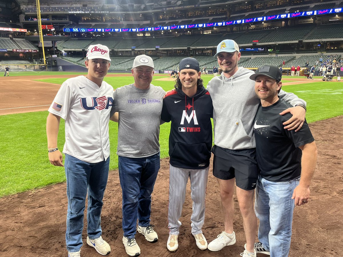Next Level Baseball (@jschallmoser) on Twitter photo Once a Hound… Great night celebrating one of the best Hounds to ever do it getting promoted to the show! Fellow alums Brady Schallmoser and Kaden Kumzi, Owner/Director Sean Osborne, and myself w/ Ryan Fitzgerald. Congratulations, <a href="/RyRyThisGuy/">Ryan Fitzgerald</a>, from all of us at the Hounds! Once a Hound… Great night celebrating one of the best Hounds to ever do it getting promoted to the show! Fellow alums Brady Schallmoser and Kaden Kumzi, Owner/Director Sean Osborne, and myself w/ Ryan Fitzgerald. Congratulations, <a href="/RyRyThisGuy/">Ryan Fitzgerald</a>, from all of us at the Hounds!