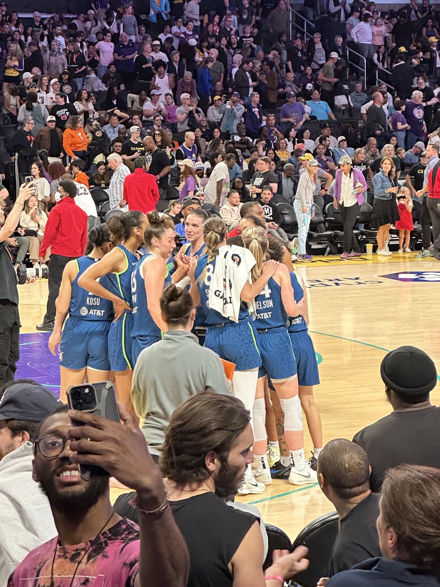 Coming home with that W…#LynxRecognize