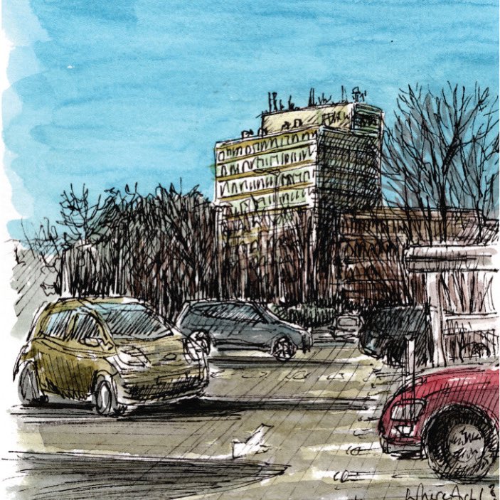 WhereArtI Edinburgh? 
Some of you may be there already, looking for a bank holiday bargain. Do you recognise this city retail park? Answer on the website and you could win some of my gift cards, winners name picked in 24 hours. Good luck!

edinburghsketcher.com/p/wherearti-19…

#edinburghlove