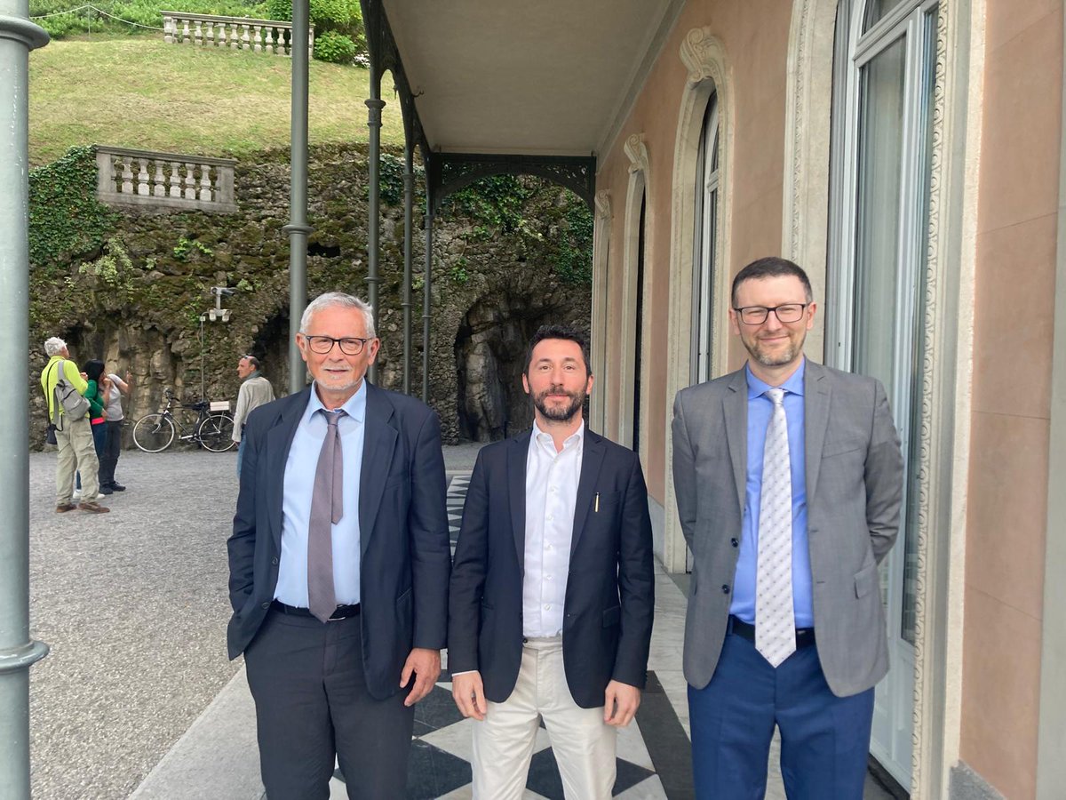 Ringrazio la Fondazione Volta per l'invito a questa bella serata a Como con Marco Cambiaghi e Roberto Bassi. #quantumbiology #biologiaquantistica #fotosintesi