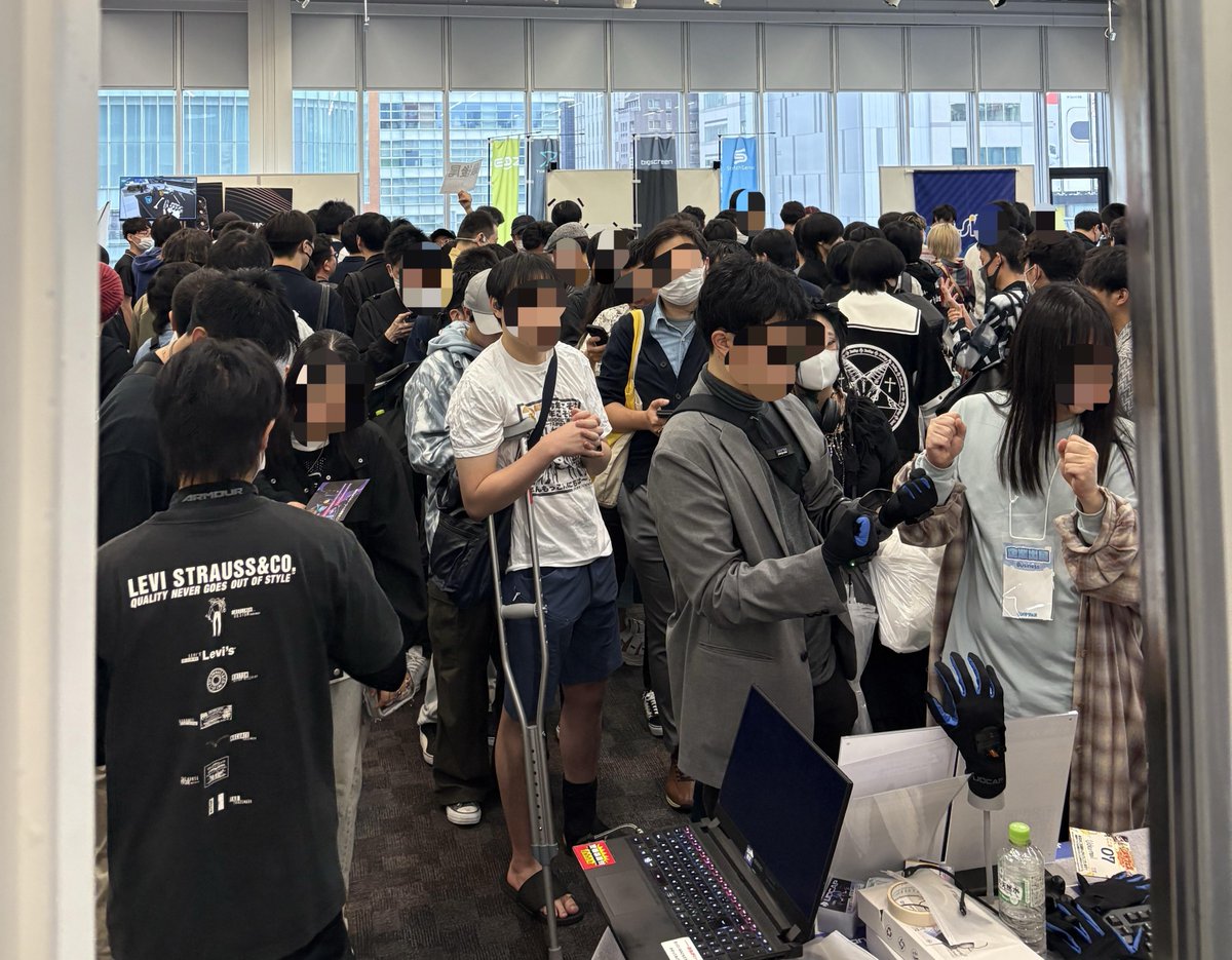 UdexrealJapan's tweet image. 5.10超メタフェス、ご参加&お試しありがとうございました!VRChat内での体験は機材トラブルで実現できませんでしたが、皆さんの熱い思いは伝わってきました🔥 次回も出ますので、ぜひまたお会いしましょう!
#超メタフェス #VRC大交流会 #VRグローブ
