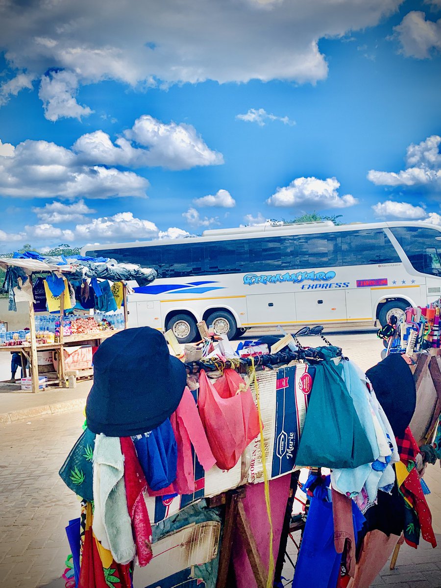 efrem_alberto's tweet photo. Chuma ya mkoa #kilimanjaroexpress kituo John kijazi bus station korogwe-Tanga https://t.co/ajfetlCG2u