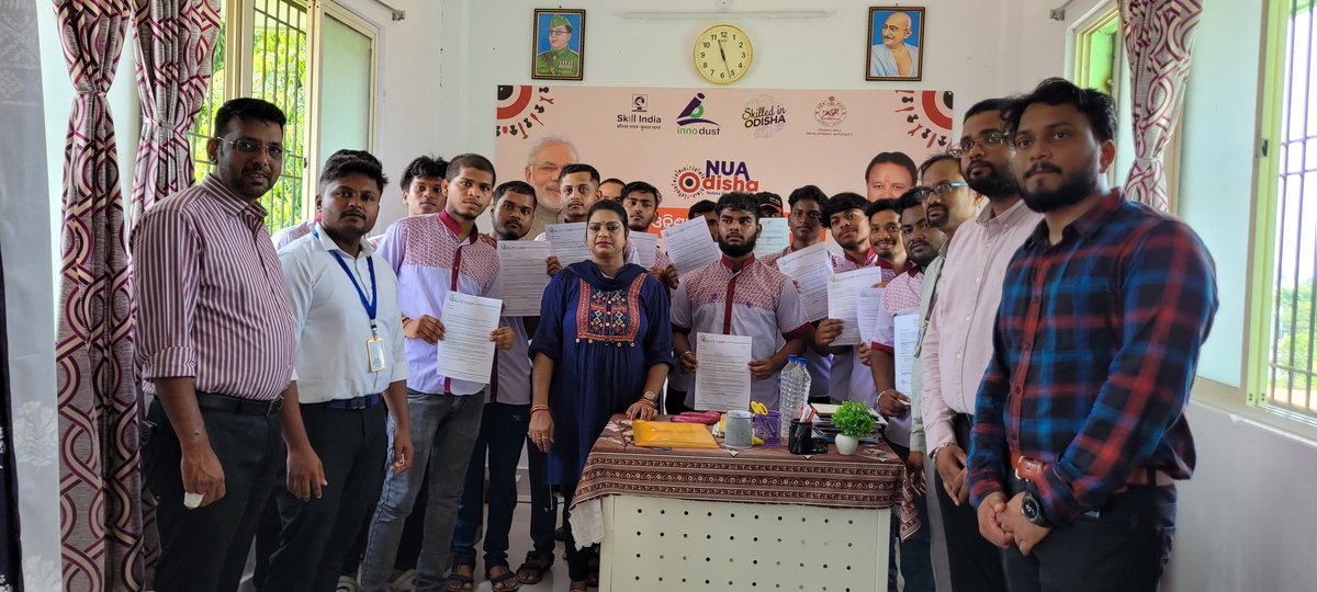 innodust's tweet photo. A Step Towards Innovation Begins with an Opportunity! Offer Letter Distribution Ceremony | Berhampur Batch-5 | NUA Odisha
Kudos to our skilled trainees stepping into their careers!
Info: https://t.co/6XWFKSUPRD | +91 9437332000
#SkillRevolution #NUAOdisha #Innodust #SkilledOdisha https://t.co/DNj1FvNdaF