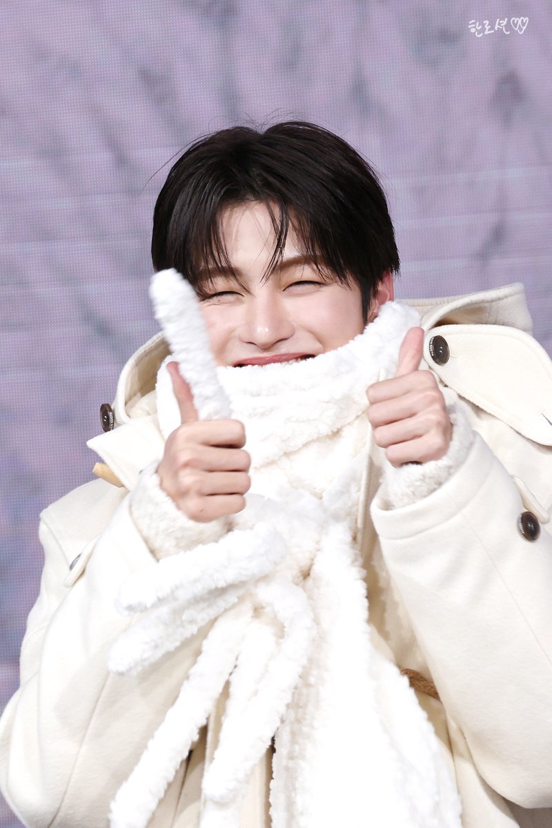 241212

폭닥지훈 ୧ ‧₊˚ ☁️⋅♡

#TWS #투어스 #JIHOON #지훈 #한지훈