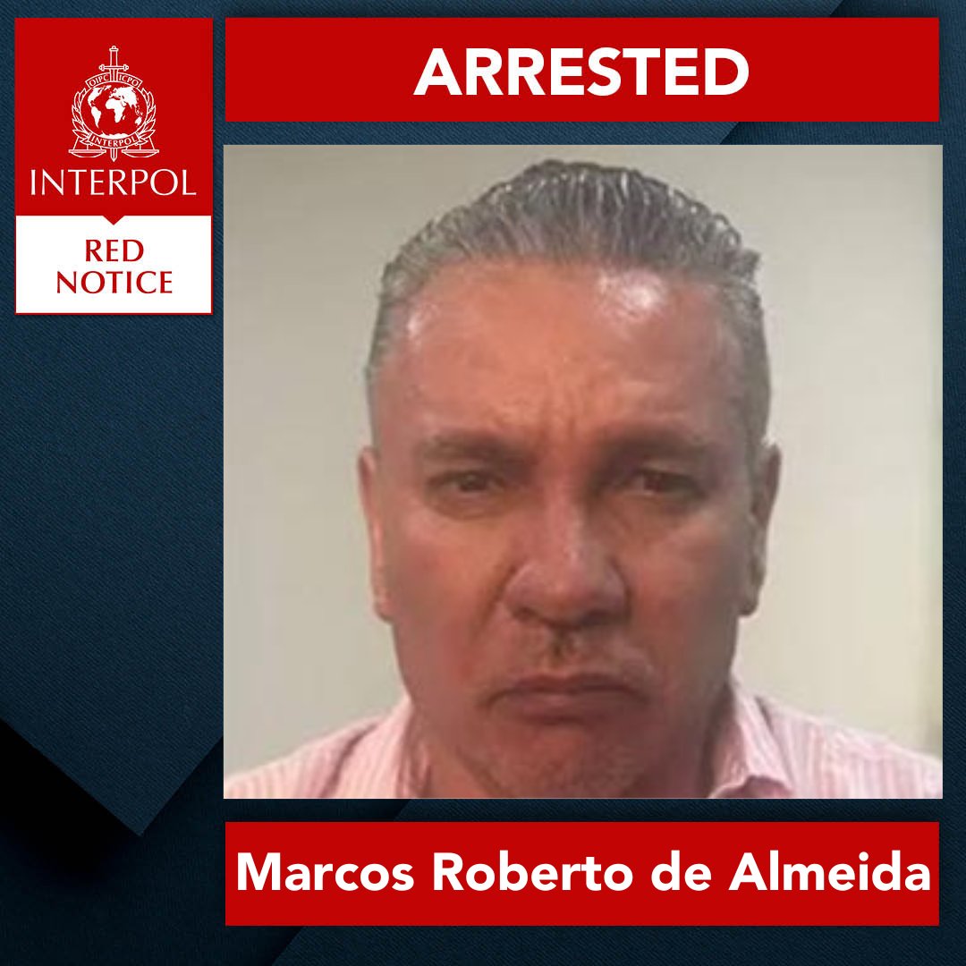 interpolwanted's tweet image. In a joint operation with the Brazilian @PoliciaFederal, and the @Pol_Boliviana police force arrested, in Santa Cruz de la Sierra🇧🇴, a Brazilian convicted of criminal association and money laundering. The #RedNotice fugitive Marcos Roberto de Almeida was using false documents.