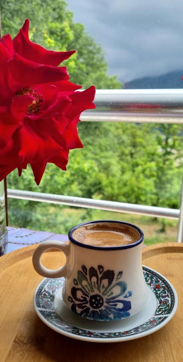 BİSMİLLAHİRRAHMANİRRAHİM 

Bizi karanlıktan aydınlığa çıkartan 
RABBİM'İZE HAM'D olsun. 
Günümüz HAYR olsun. 

🌸  YENİ HAFTA'YA BİSMİLLAH  🌸

#PazaRTEsi
#YeniHaftayaBİSMİLLAH