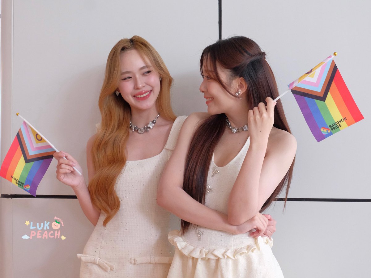 Awwwww 🥹🥹🥹

JUNEMEWNICH X BKK PRIDE 2025

#BangkokPrideFestival2025 #BangkokPride2025 
#JuneMewnich
#JuneWanwimol