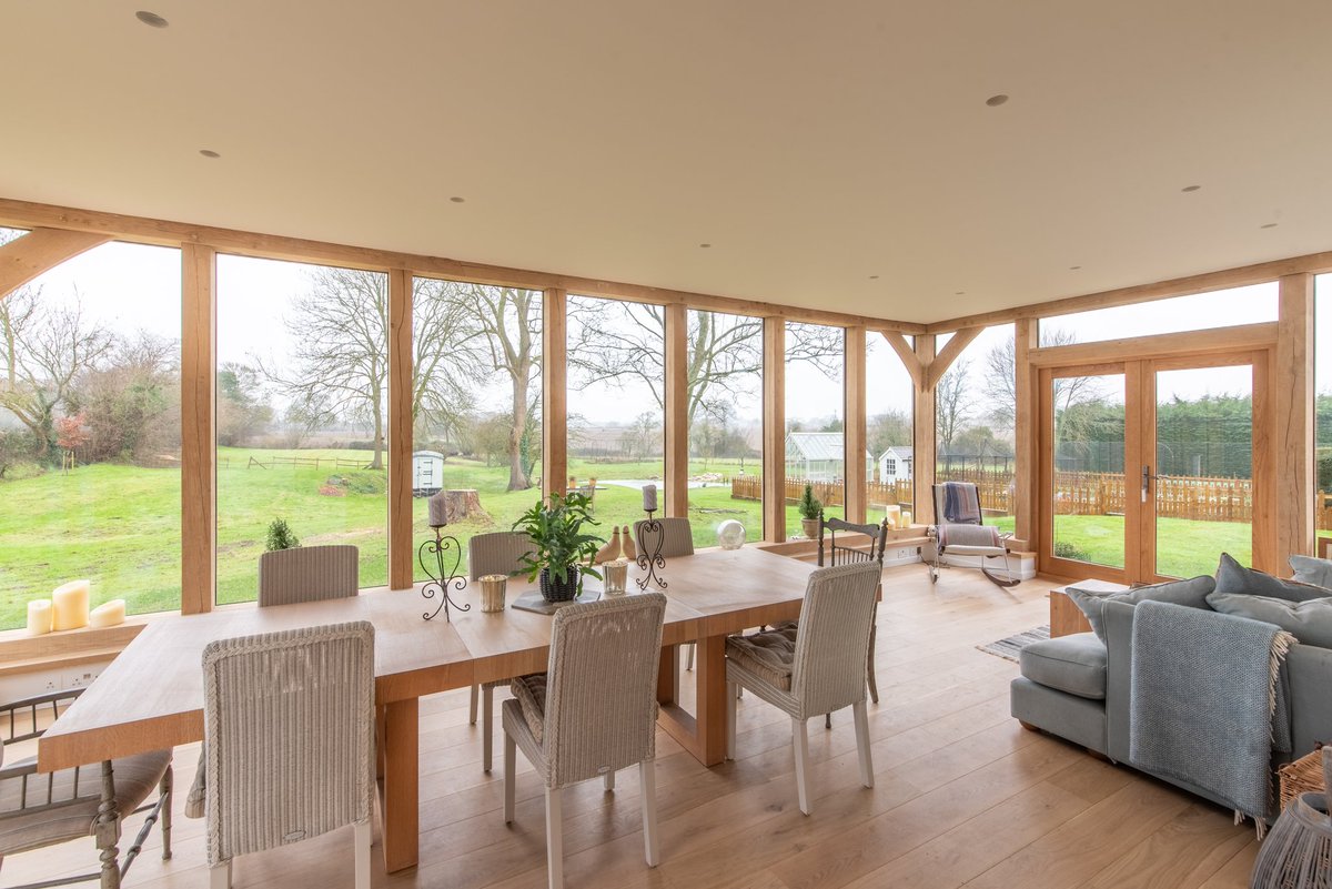 JamieLedwith's tweet image. Unfathomably busy this week with property shoots, floor plans and 3D tours - everyone wants to sell their houses at this time of year. Who you gonna call? 

Don't call the Ghostbusters. Call me.

#interiordesign #photographers