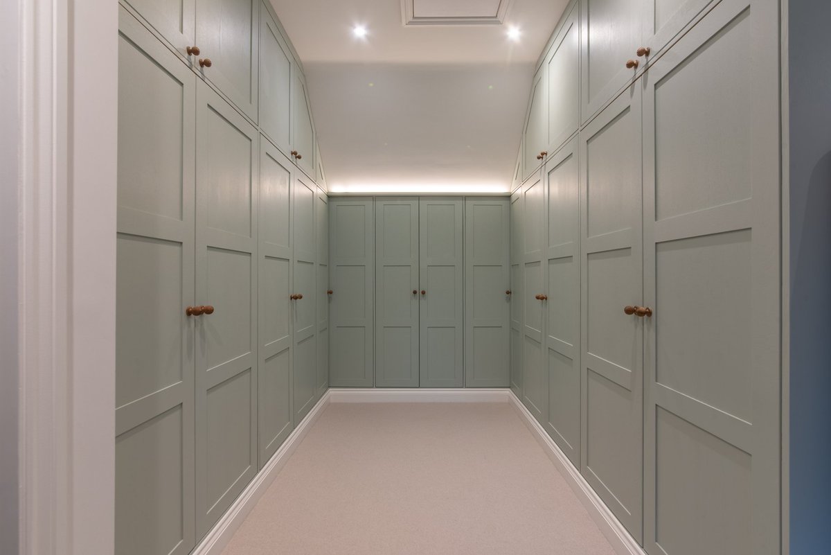 JamieLedwith's tweet image. Unfathomably busy this week with property shoots, floor plans and 3D tours - everyone wants to sell their houses at this time of year. Who you gonna call? 

Don't call the Ghostbusters. Call me.

#interiordesign #photographers