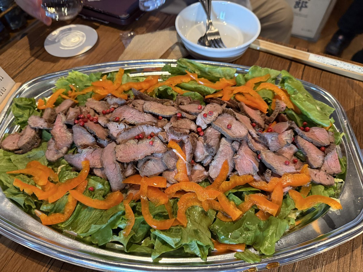 deepred241's tweet photo. 昨日は高円寺@trian_bar にて飯会。
牛タン、ラム、キャビアとメチャクチャ豪華！
チートデーにして、堪能させて頂きました！ https://t.co/JFeCh7SBM0