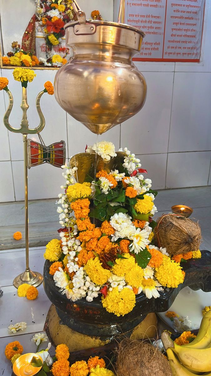 Chai_Angelic's tweet photo. Shiv hi Sathya hai 🙏🚩 https://t.co/BMBMegsuND