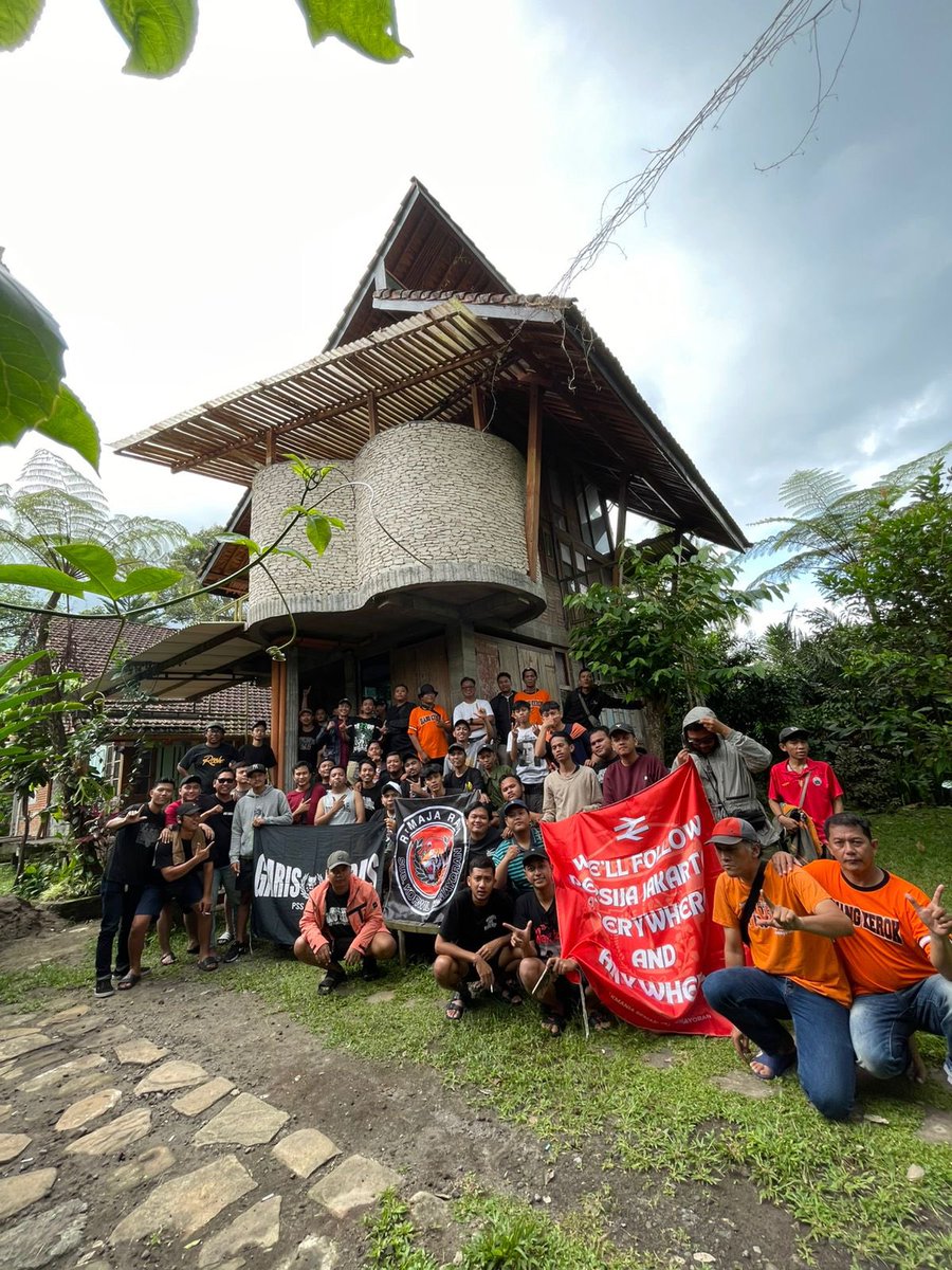 Sampai jumpa kembali di lain waktu JAK
Sleman - Jakarta Penak Seduluran 💚❤️