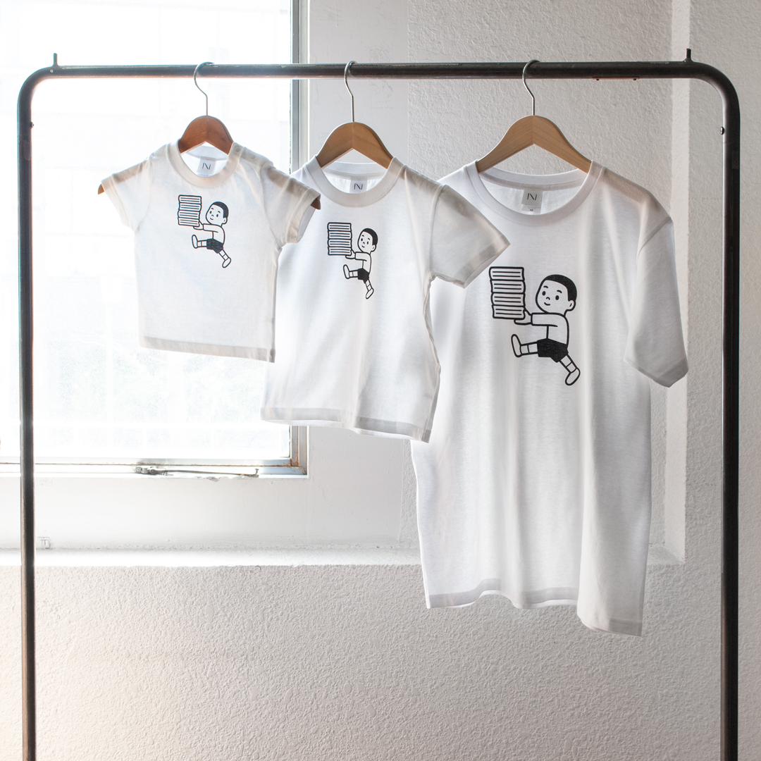 angers_kyoto's tweet image. 「SOME PRODUCTS」/ NORITAKE
5/24(土) ~ 6/22(日)
グリンストア名古屋店

モノクロドローイングを軸に、広告、書籍、雑誌、ファッションなど国内外で活躍する #Noritake さんのイラストを用いたTシャツ、キャップなど、これからの季節にぴったりなオリジナルグッズが登場。
instagram.com/p/DJ060fCyakh/…