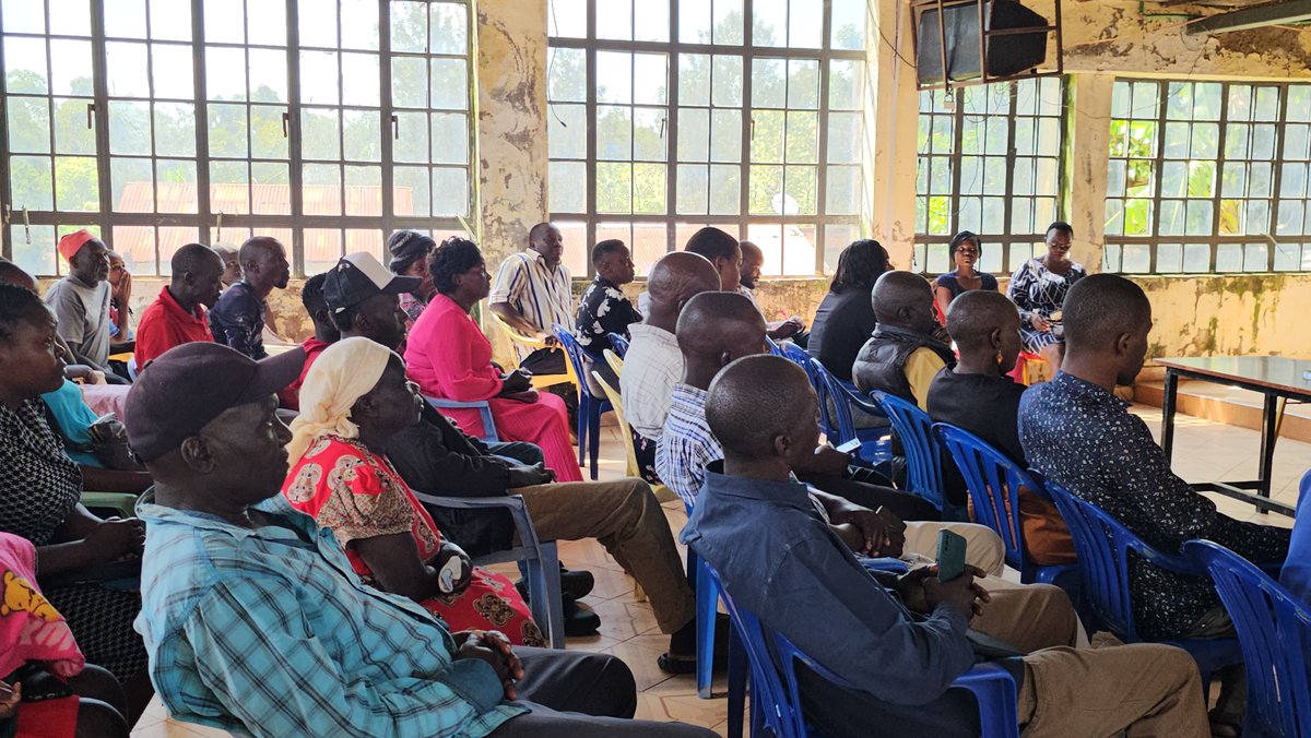 AkibaMTrust's tweet image. We held a community sensitization session in Oyugis to discuss the upcoming informal settlement profiling in Thousand Street.

We explained the process, goals, and importance of community participation in shaping locally relevant solutions. #CommunityLedPlanning