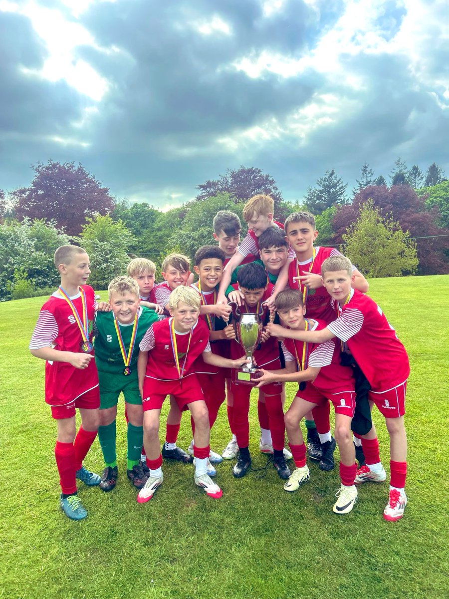Chris Willan (@chriswillan78) on Twitter photo Good luck to George and the <a href="/ribbweb/">Ribblesdale School</a> boys in the <a href="/SchoolsFootball/">English Schools' Football Association</a> PlayStation final <a href="/WBA/">West Bromwich Albion</a> today 👏👏 Good luck to George and the <a href="/ribbweb/">Ribblesdale School</a> boys in the <a href="/SchoolsFootball/">English Schools' Football Association</a> PlayStation final <a href="/WBA/">West Bromwich Albion</a> today 👏👏