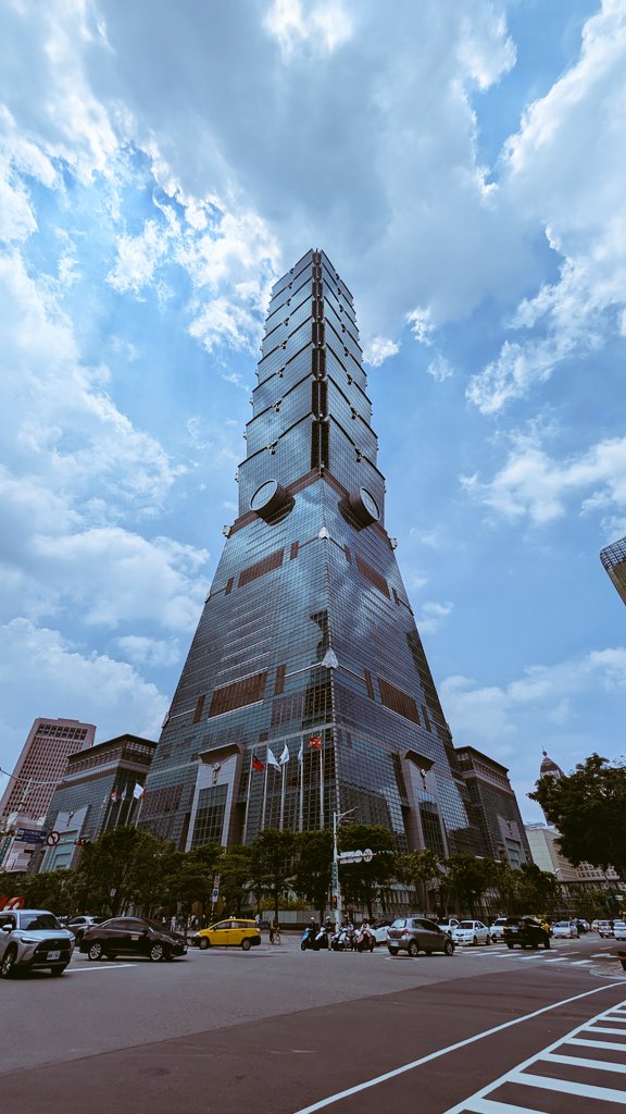 Clémence tweet media