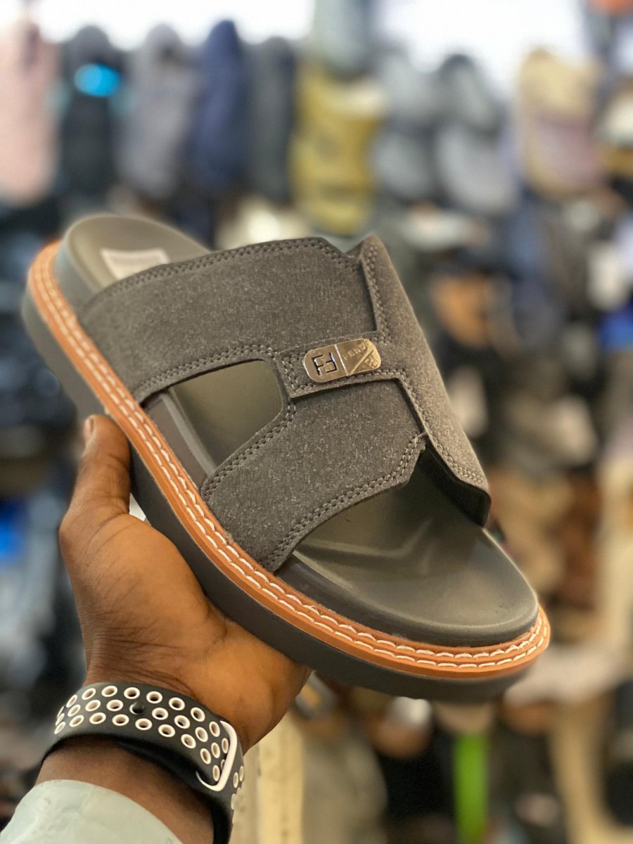 issia_fati's tweet photo. Sur commande WhatsApp+22797573109
Prix 9000F https://t.co/fS1po8JOq7