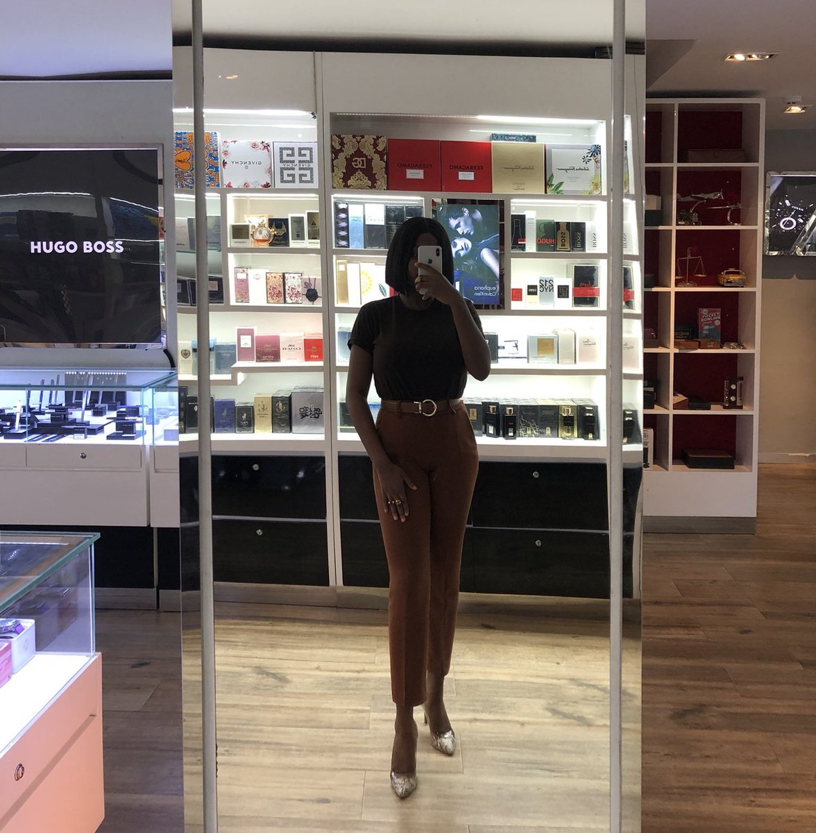 It’s a new week, and you deserve to look sharp without doing too much.

Our tees? Clean. Comfortable. Confidence in fabric form.

Roundnecks – 3,500 to 3,800
Caps – 2,500

Start your week fresh send a DM or click the link to order.

teesandco.catlog.shop