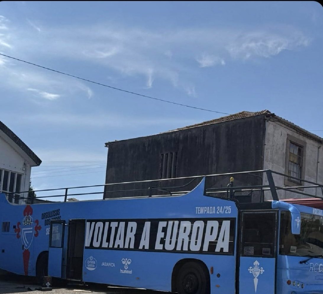 rccerda's tweet photo. Ya va el bus de camino https://t.co/WpTnr1RRge