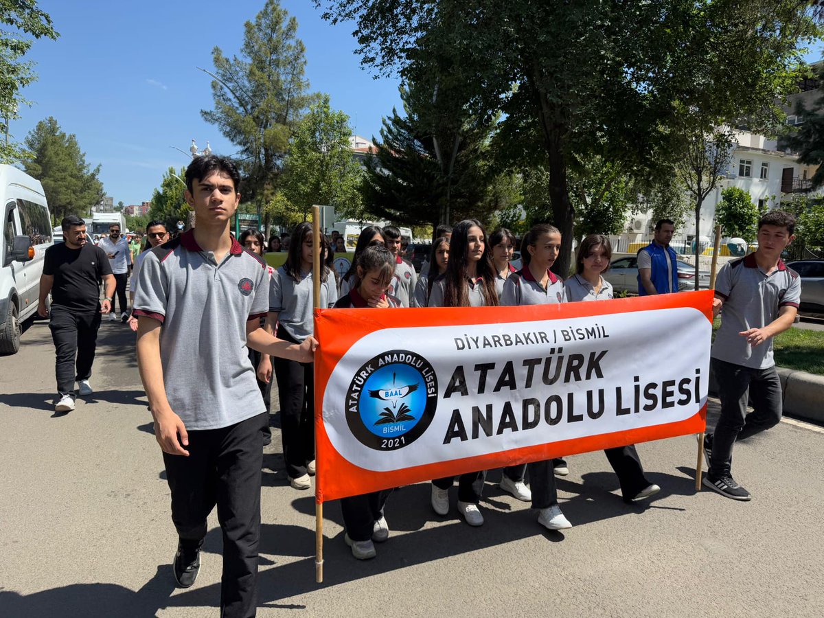 “Ey Türk Gençliği,”
Gençlik, “gelecek” demektir. 
Sizler yarınlarımızsınız!

🇹🇷 “19 Mayıs Atatürk’ü Anma, Gençlik ve Spor Bayramı”mız kutlu olsun! 🇹🇷
<a href="/dogan_azz/">Abdulaziz Doğan</a> <a href="/Murat4Kucukali/">Murat Küçükali</a> <a href="/Diyarbakirmem/">Diyarbakır İl Millî Eğitim Müdürlüğü</a> <a href="/bismilmem/">Bismil İlçe Milli Eğitim Müdürlüğü</a>
