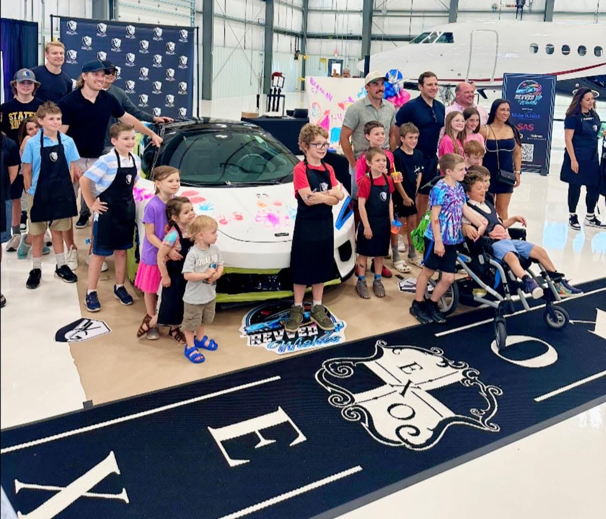 Kelly Chase (@chasenpucks39) on Twitter photo Thanks to Strategic Air Service and their hospitality at the hanger for the Make A Wish foundation.Special shout out to the STL Blues players for showing up again and helping bring smiles to the kids faces and raise $200,000. #EXO β¦<a href="/StLouisBlues/">St. Louis Blues</a>β© β¦<a href="/bluesalumni/">Blues Alumni</a>β© β¦ Thanks to Strategic Air Service and their hospitality at the hanger for the Make A Wish foundation.Special shout out to the STL Blues players for showing up again and helping bring smiles to the kids faces and raise $200,000. #EXO β¦<a href="/StLouisBlues/">St. Louis Blues</a>β© β¦<a href="/bluesalumni/">Blues Alumni</a>β© β¦
