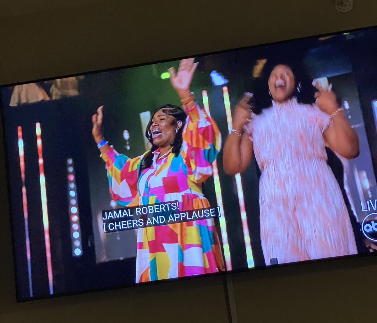 Congratulations <a href="/jamalroberts_s/">Jamal Roberts ❂</a> !!! 🎉🎉👏🏽👏🏽👏🏽🎉🎉👏🏽👏🏽👏🏽  #AmericanIdol