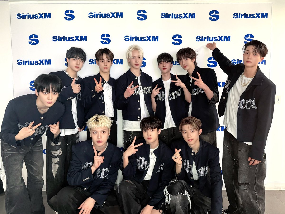 [👀] 
⠀
📻 #SiriusXM Behind Photo 📻
<a href="/SIRIUSXM/">SiriusXM</a> <a href="/pandoramusic/">Pandora</a>
⠀
#xikers #싸이커스