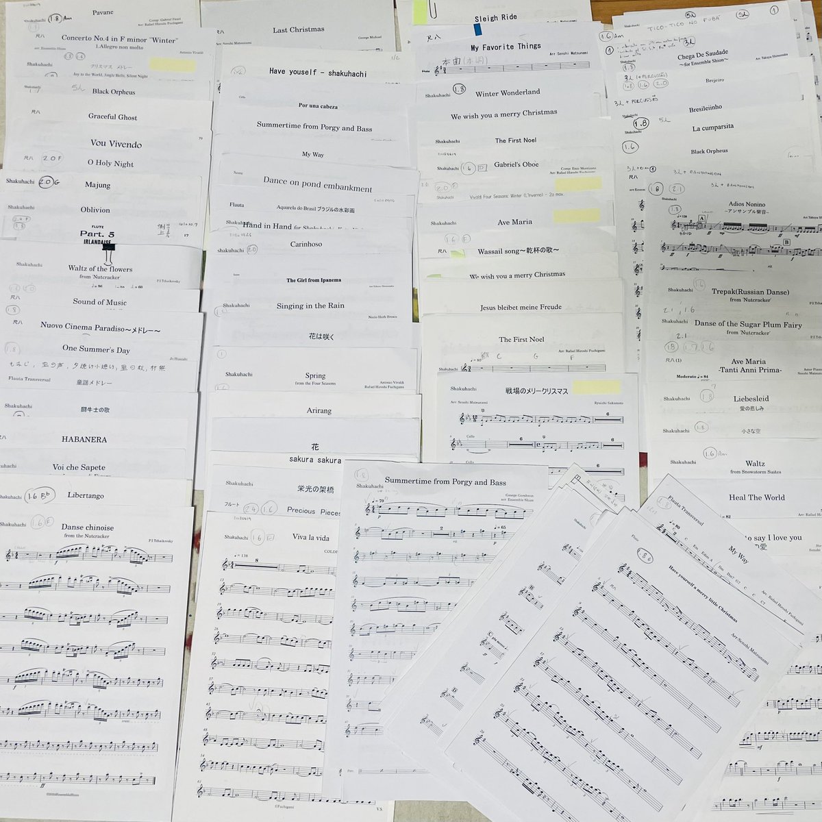 EnsembleShion's tweet photo. 紫音は5年以上の活動で、クラシックやポップス、ブラジル、日本など様々な曲を演奏してきました🎶でも実は…曲数をちゃんと数えたことがなかったんです😆そこで「紫音アーカイブ」始動！#アンサンブル紫音 #尺八 #箏 #チェロ #和楽器 #映画音楽 #クラシック音楽 #ブラジル音楽 https://t.co/uGSSHOLhQl