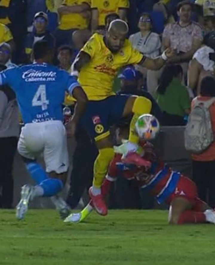 Andre_pierre45's tweet photo. @ElsaMARINABric1 @GusMenFox @ClubAmerica @CruzAzul https://t.co/aUPAwK59Wu