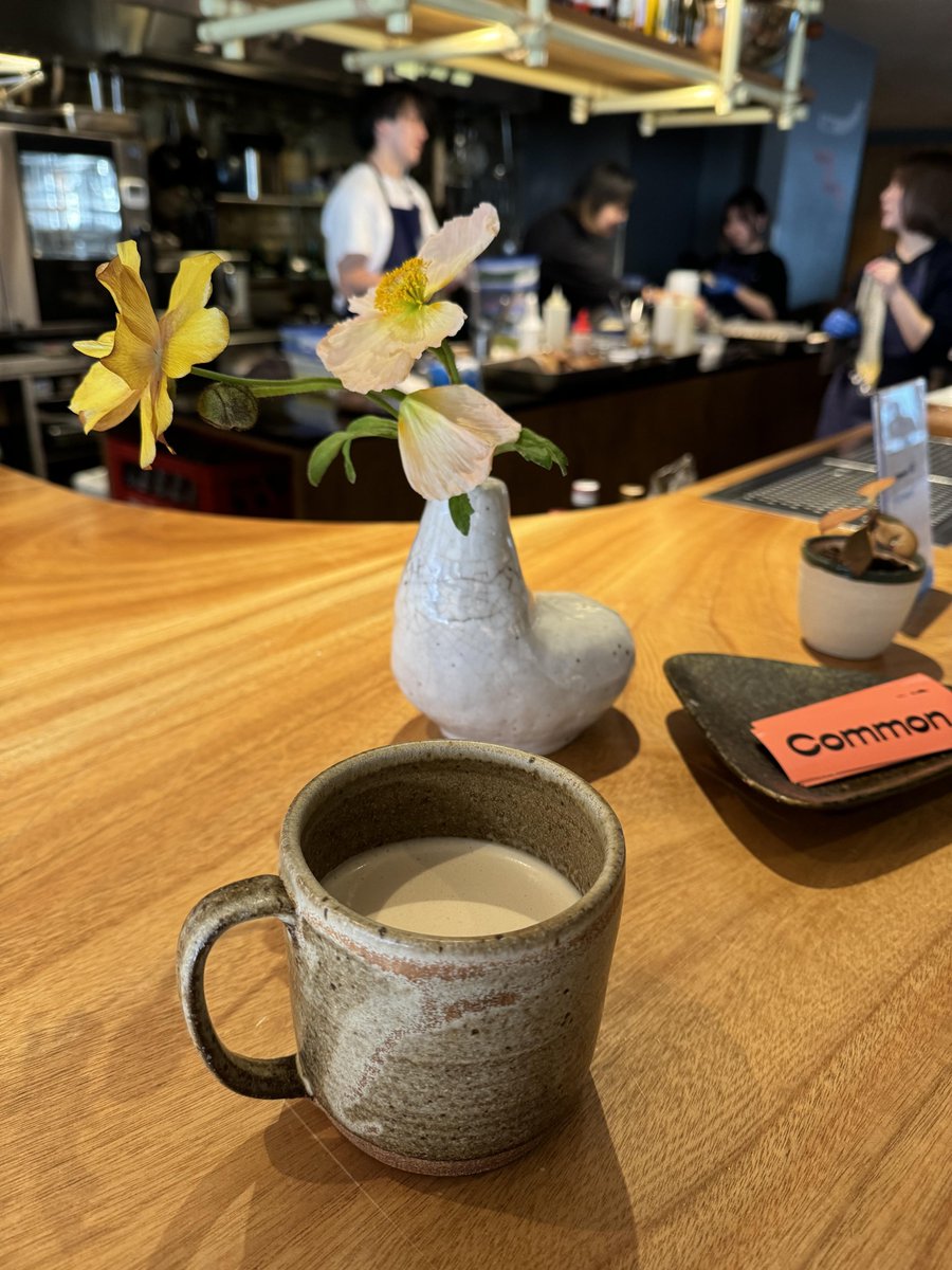iu6beautiful's tweet photo. 今日は仕事だけど
こんな美味しいコーヒー飲めちゃうんだから頑張ってくる〜♪

#コーヒーのある暮らし https://t.co/fqN5YgJjDt
