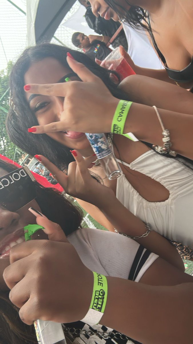 marcelly drumond (@drumond_120) on Twitter photo 