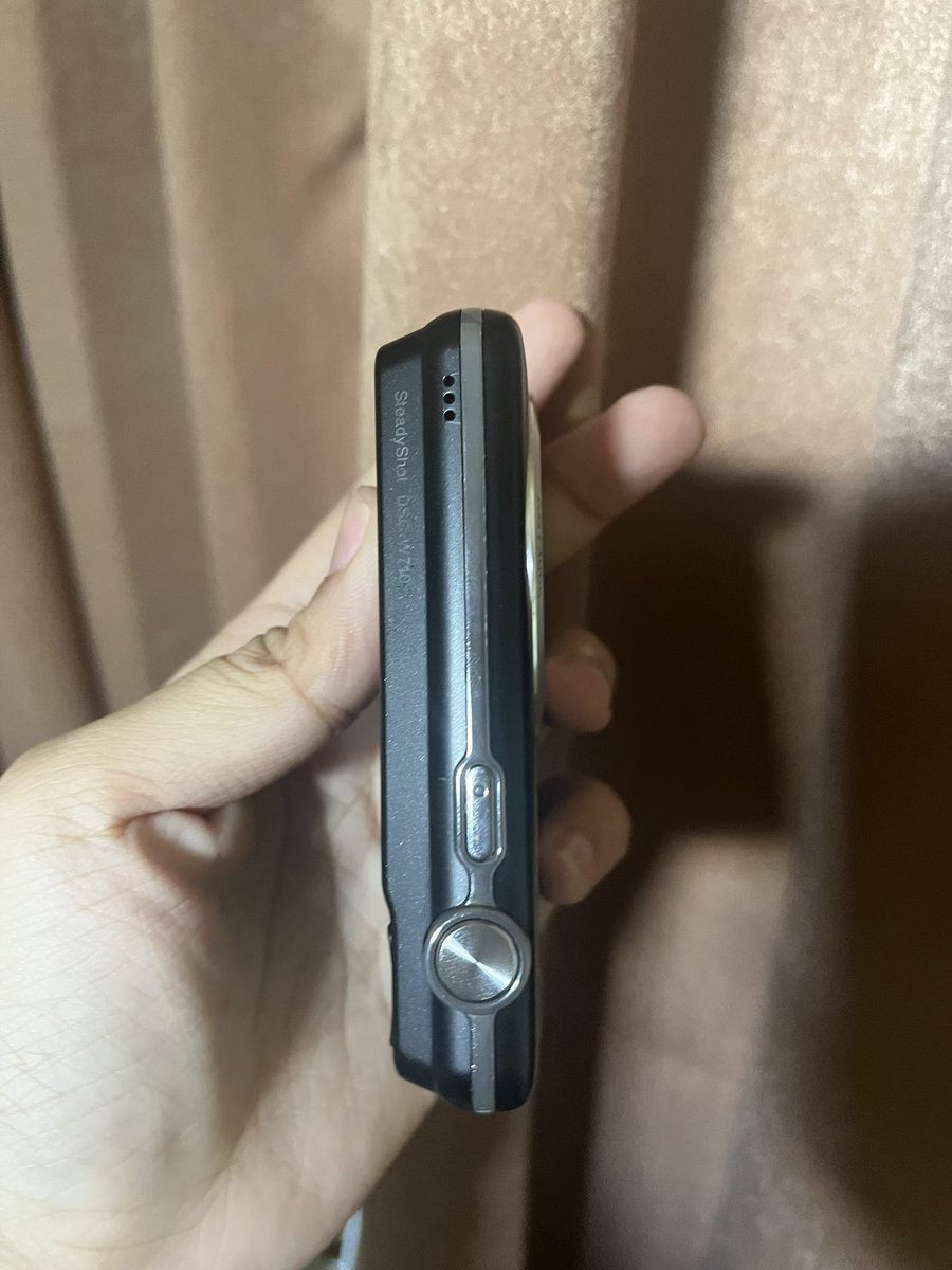 WTS Digicam tweet media