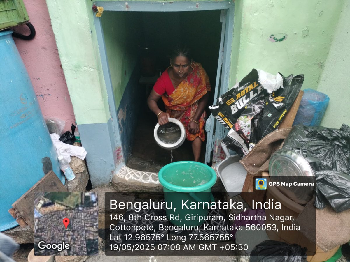RBPachhapur's tweet photo. Yesterday's rain has created havoc among hundreds of families in jaibheem ngr, bhangi colony, Bakshi garden, sudhama Ngr &amp; other areas.
@BBMPCOMM please respond immediately.
It's not just a low lying area issue.
it's a failure to maintain our drainage system.
@CMofKarnataka https://t.co/zN1pR9iDUn