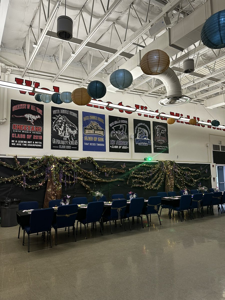 Our Enchanted Forest 8th Grade Dinner Dance was filled with magical moments as we celebrated the c/o 2025! A huge thanks to our amazing leadership team, Ms. Bui, Ms. Garcia, Ms. Andrade, Ileana, our wonderful parent and staff volunteers, and our B&amp;G crew for making this happen!