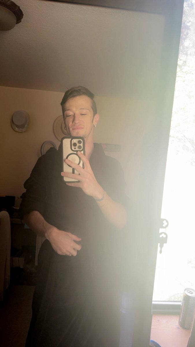 You say you want to spoil me? 

Prove it - I got a everything situated on my linktree 😘😈🤭

linktr.ee/CoreyDawson15