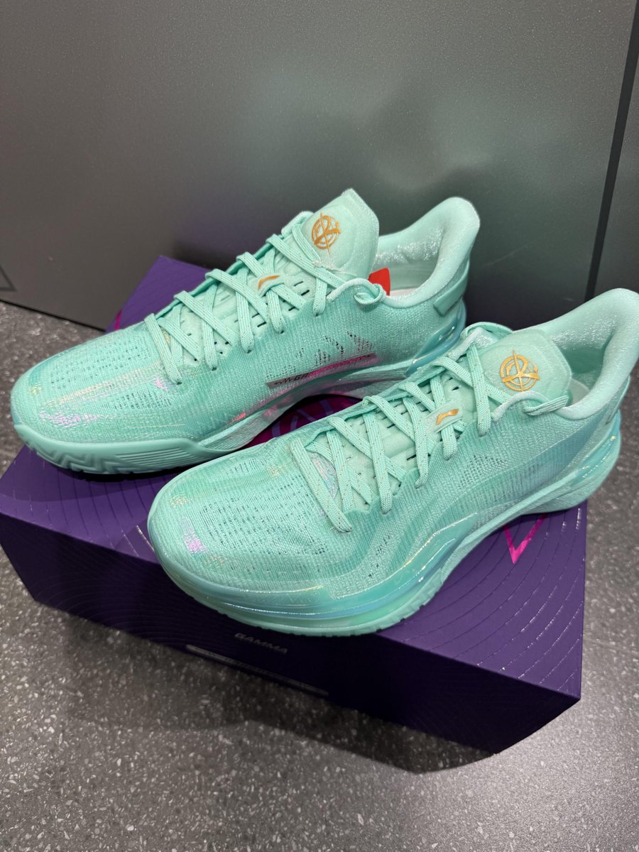 Peakshoes's tweet photo. Quantum annihilation, nebula reorganization, dark matter is silent, only love has an echo. LiNign Gamma 1 Eternal Love 520 for sale at https://t.co/9naMlupAeQ now https://t.co/6dOABMbOn3