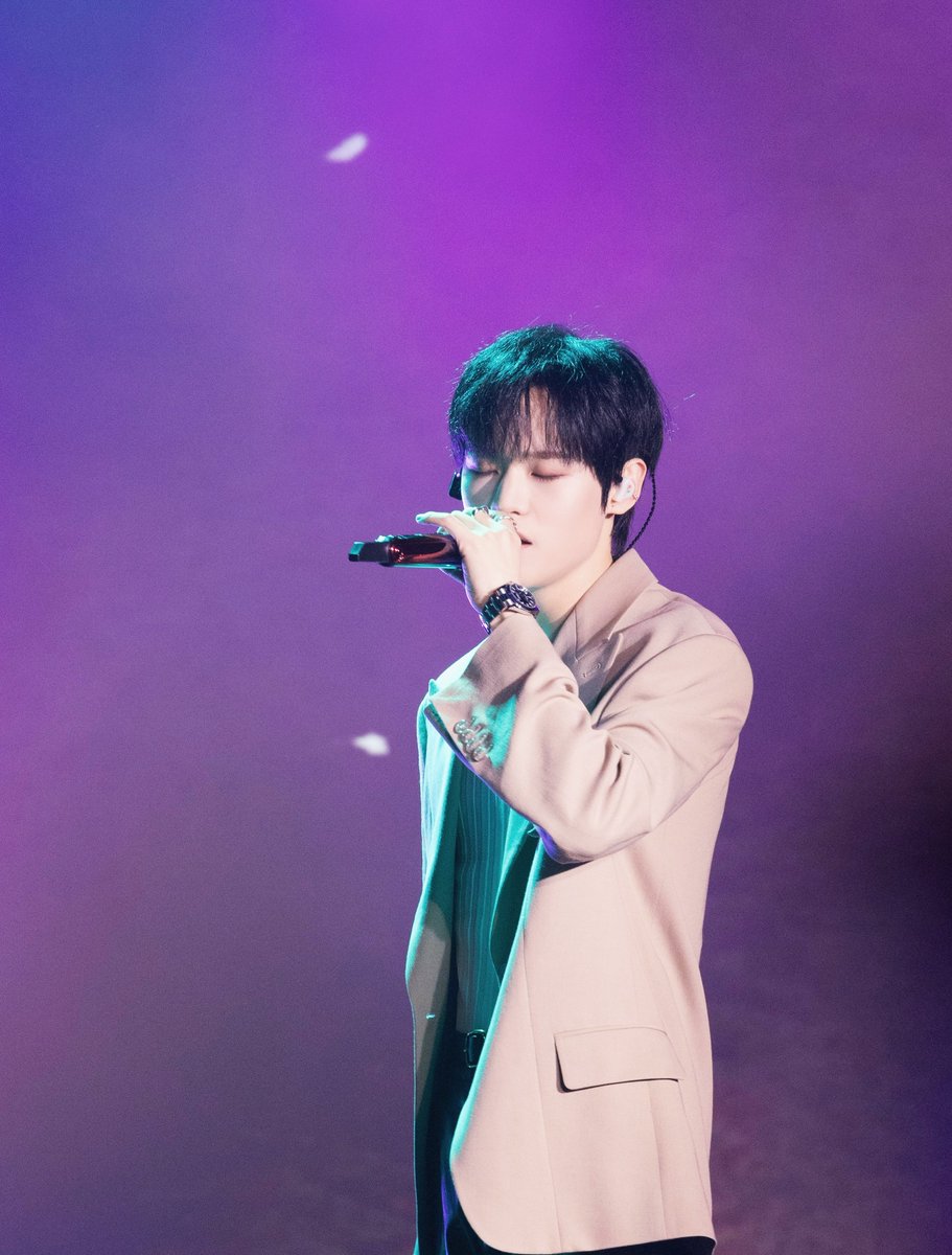 TME_official tweet media