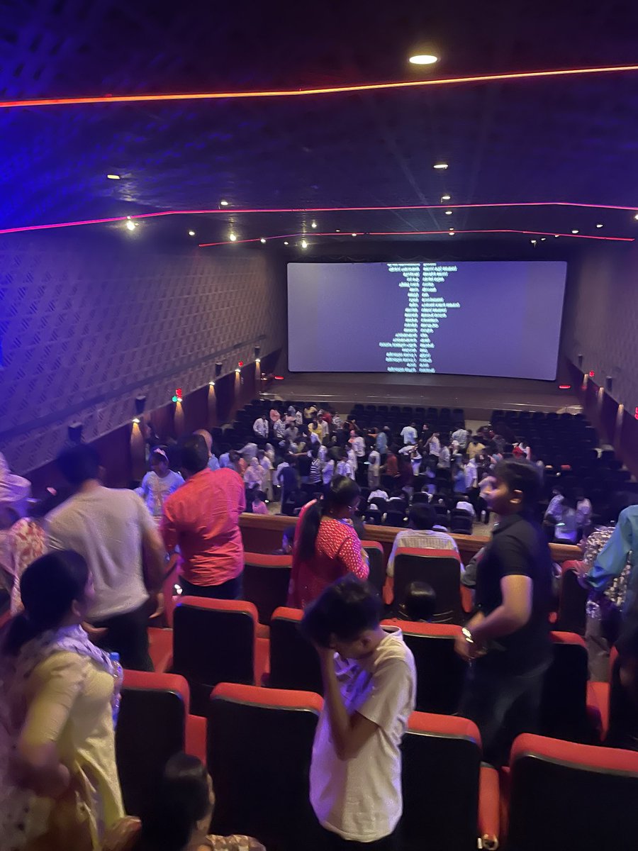 ItsmeShk's tweet photo. Watched #PrinceAndFamily again from Kozhikode Radha Yesterday.

Balcony Full &amp; First Class 70%+ (500+ attendees)

This show got the best response among the ones I’ve watched before. Beyond the comedy, big claps for the emotional hospital climax with Manju Pillai &amp; #Dileep 👏🔥 https://t.co/WAKHcuQoFn