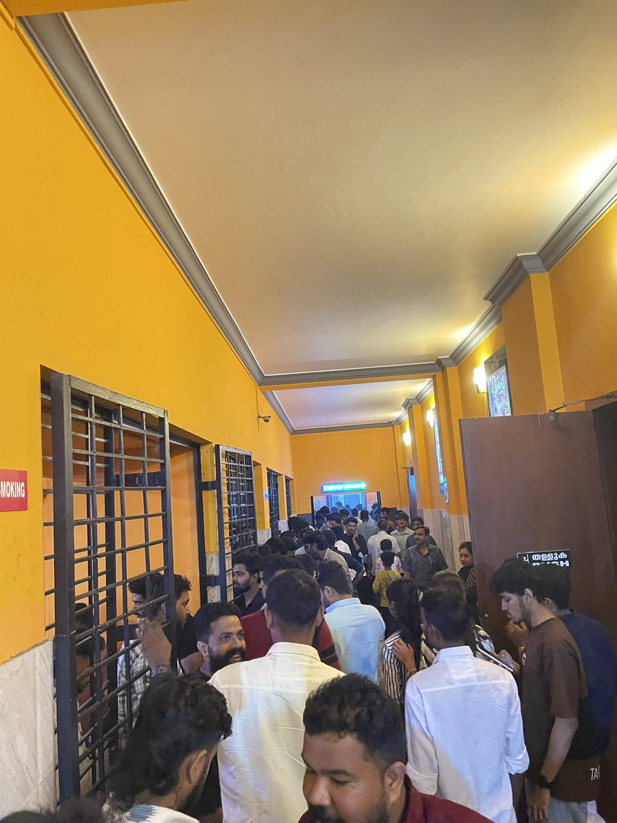 ItsmeShk's tweet photo. Watched #PrinceAndFamily again from Kozhikode Radha Yesterday.

Balcony Full &amp; First Class 70%+ (500+ attendees)

This show got the best response among the ones I’ve watched before. Beyond the comedy, big claps for the emotional hospital climax with Manju Pillai &amp; #Dileep 👏🔥 https://t.co/WAKHcuQoFn