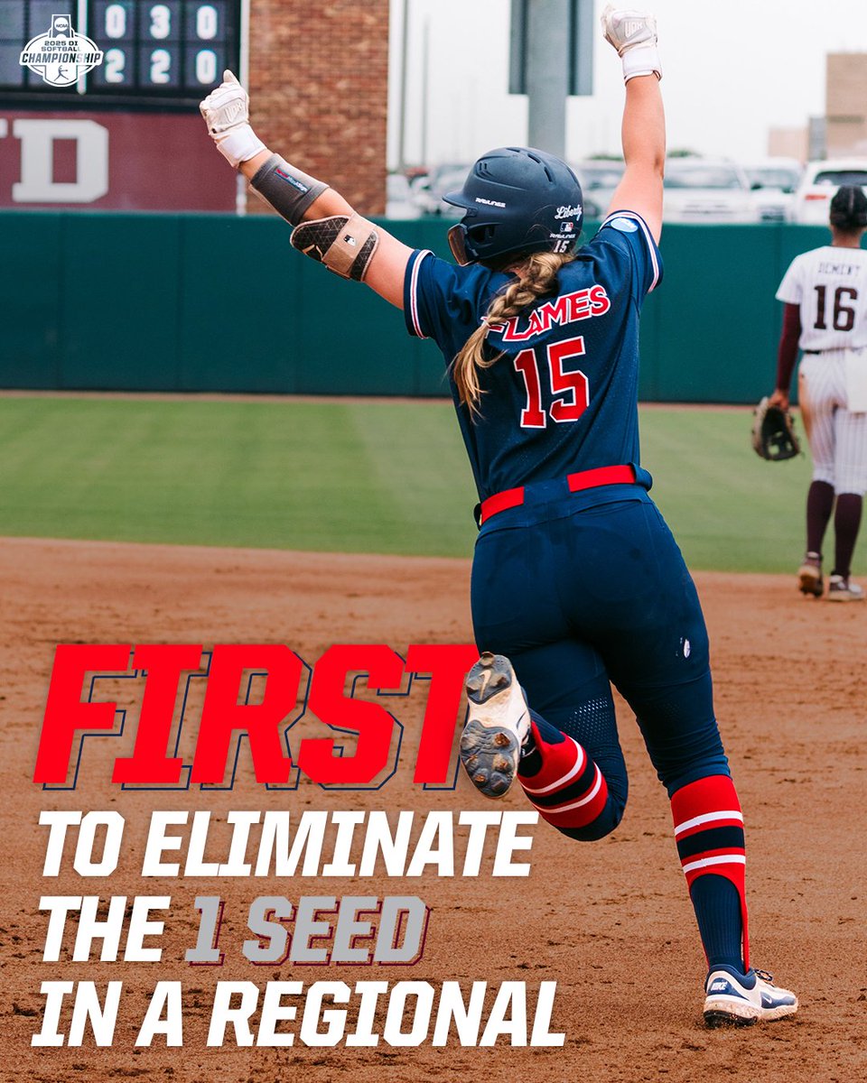 That just happened. 🔥

#RoadToWCWS x <a href="/LibertySB/">Liberty Softball</a>