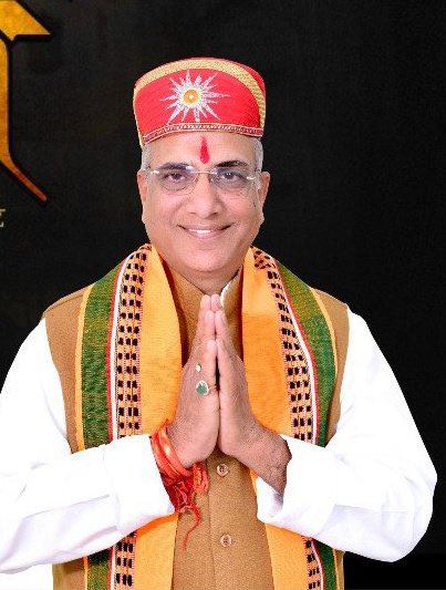 AmitYadavJaipur's tweet image. मंदसौर, मध्य प्रदेश से लोकसभा सांसद श्री @mpsudhirgupta जी आपको जन्मदिन की हार्दिक शुभकामनाएं।

बाबा महाकाल से आपके उत्तम स्वास्थ्य, दीर्घायु और मंगलमय जीवन की प्रार्थना करता हूं।

#SudhirGupta #BJP #MadhyaPradesh #MP