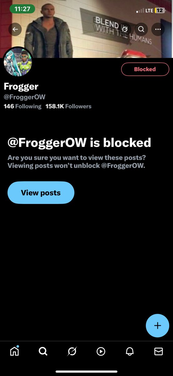 kingofthecasell's tweet photo. Someone took my iron fist so I blocked frogger https://t.co/uXMWSSvnxE