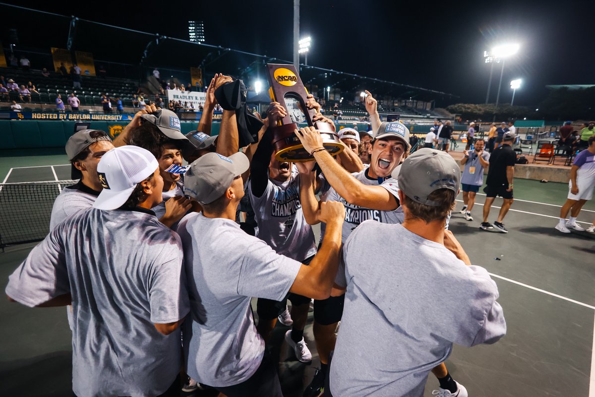 40 WINS. NATIONAL CHAMPS.